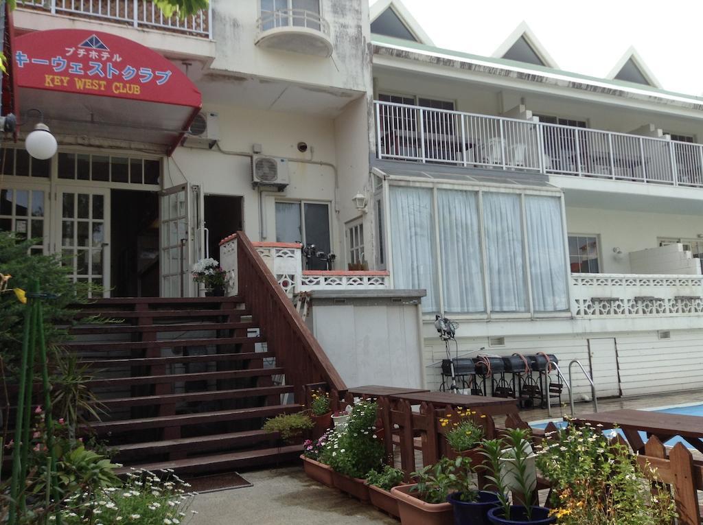 Готель Key West Club Okinawa Онна Екстер'єр фото